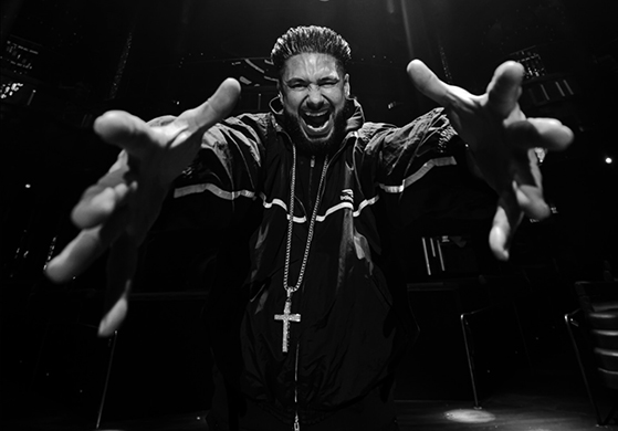 DJ Pauly D Takes Over the Strip